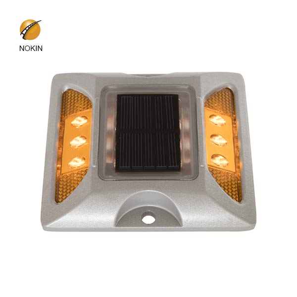 Solar Cat Eyes Road Stud With Embedded Reflectors NK-RS-A6-2